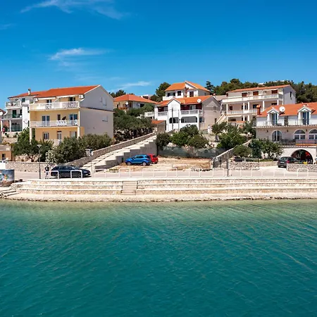 Apartamento By The Sea Jezera, Murter - 21908 Jezera