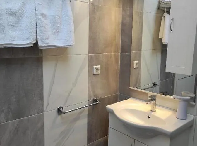 Appartement By The Sea Jezera, Murter - 21908