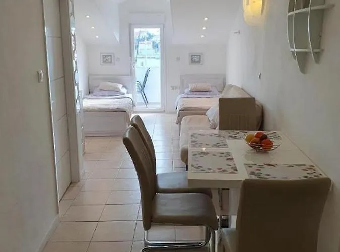 Appartement By The Sea Jezera, Murter - 21908 *